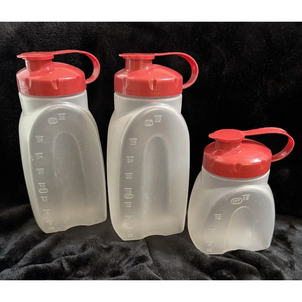 Rubbermaid MixerMate (2) 1 Qt Bottles 32 Oz + (1) 1 Pint 16oz. Flip Top Red